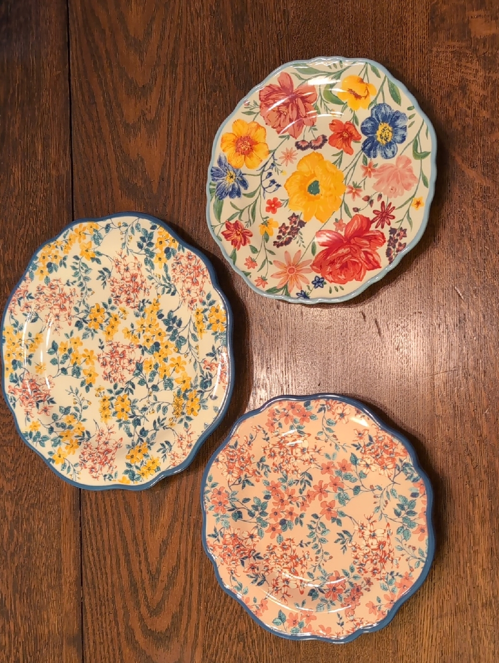 Pioneer Woman Floral Scalloped Ceramic Plate Set - Multicolor
